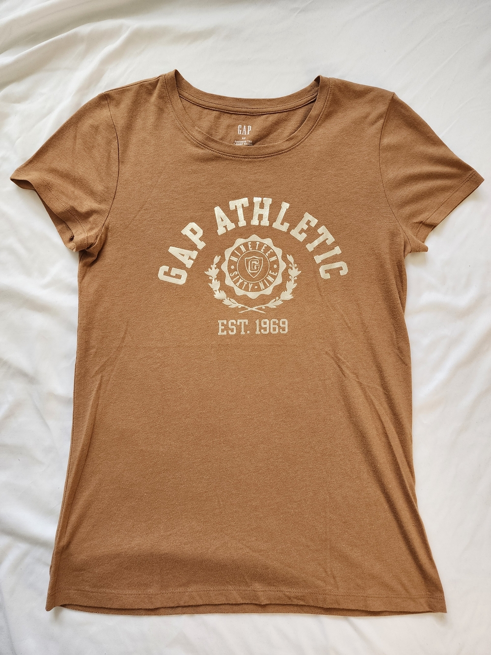 GAP Arhletic Brown Crewneck Graphic Tee With Reflective GOLD Foil Print